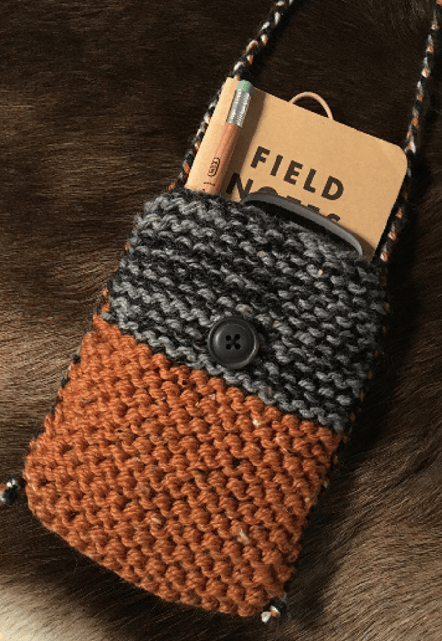 Hand knitted pouch