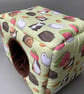 LARGE Guinea Pigs cosy bed. Cosy cube. Padded house for guinea pigs. - Image 5