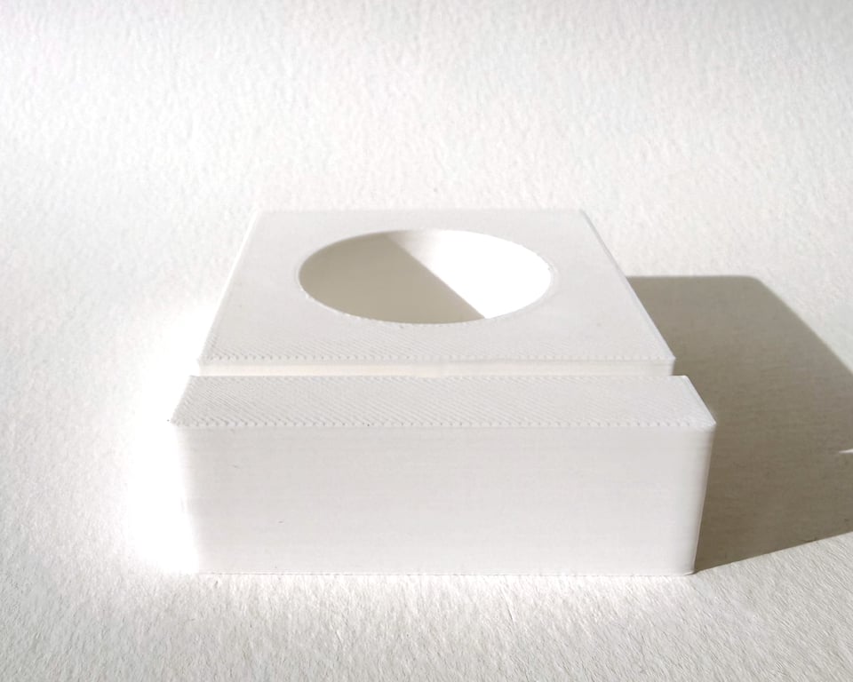 White tea light stand for 15cm fused glass circle - 4mm slot