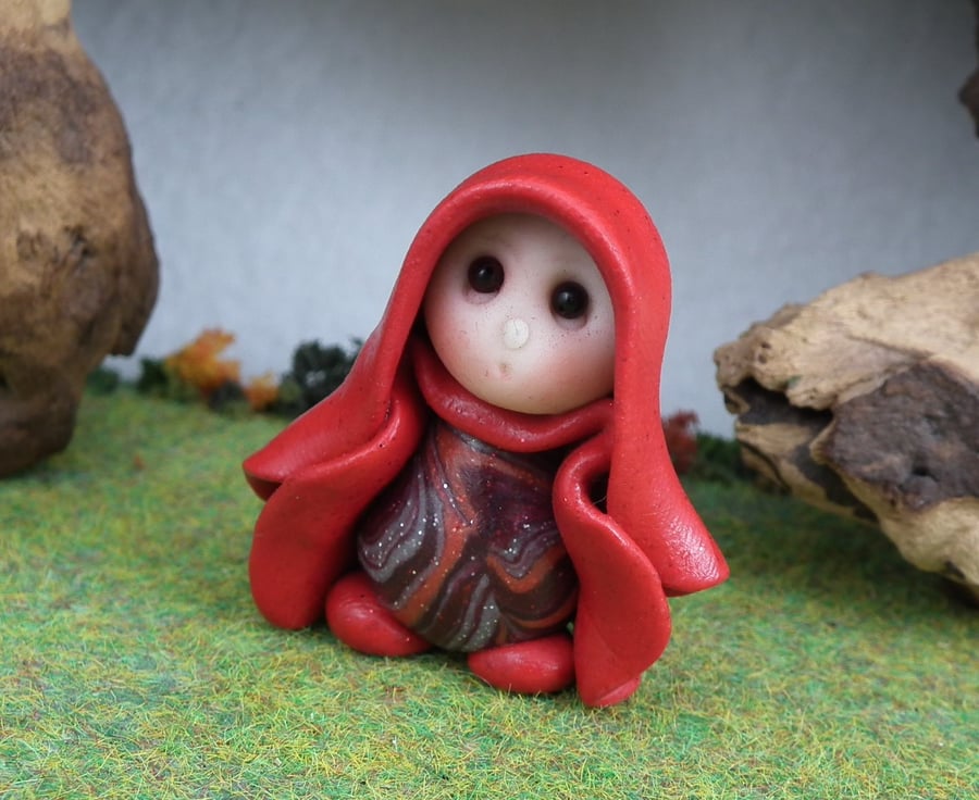 Tiny Gnome Maiden 'Endall' 1.5" OOAK Sculpt by Ann Galvin