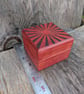 Little red box - Image 4