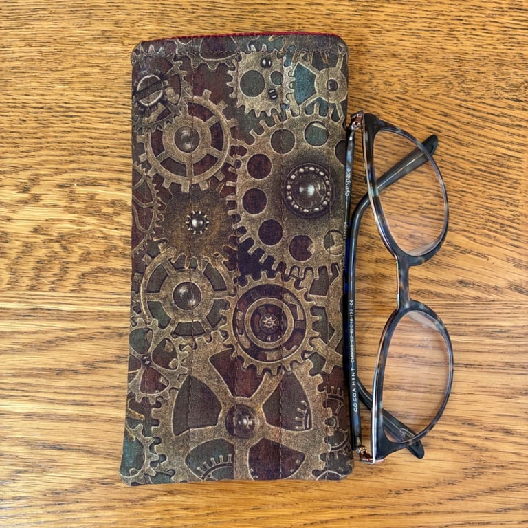 Steampunk Cogs Print Quilted Fabric Glasses Case