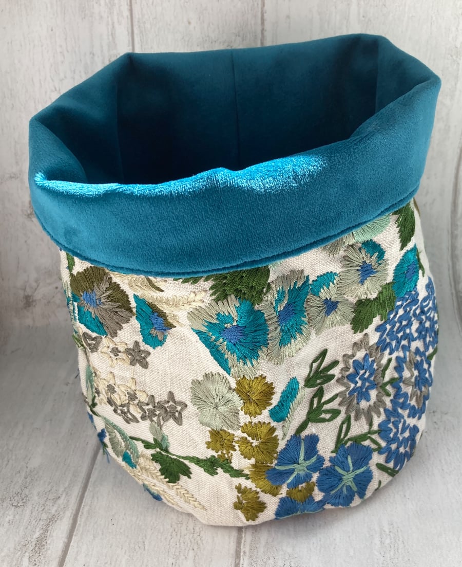 Medium reversible fabric storage basket. For plants, crafts, cosmetics etc