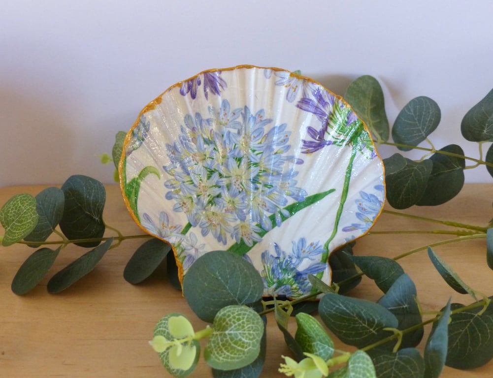 Scallop Shell Trinket Dish