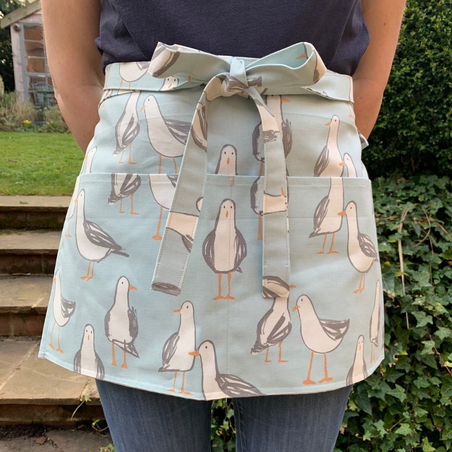 Seagull half apron