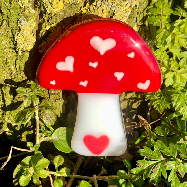 Fused glass hand painted love heart mushroom decoration garden or plant pot 