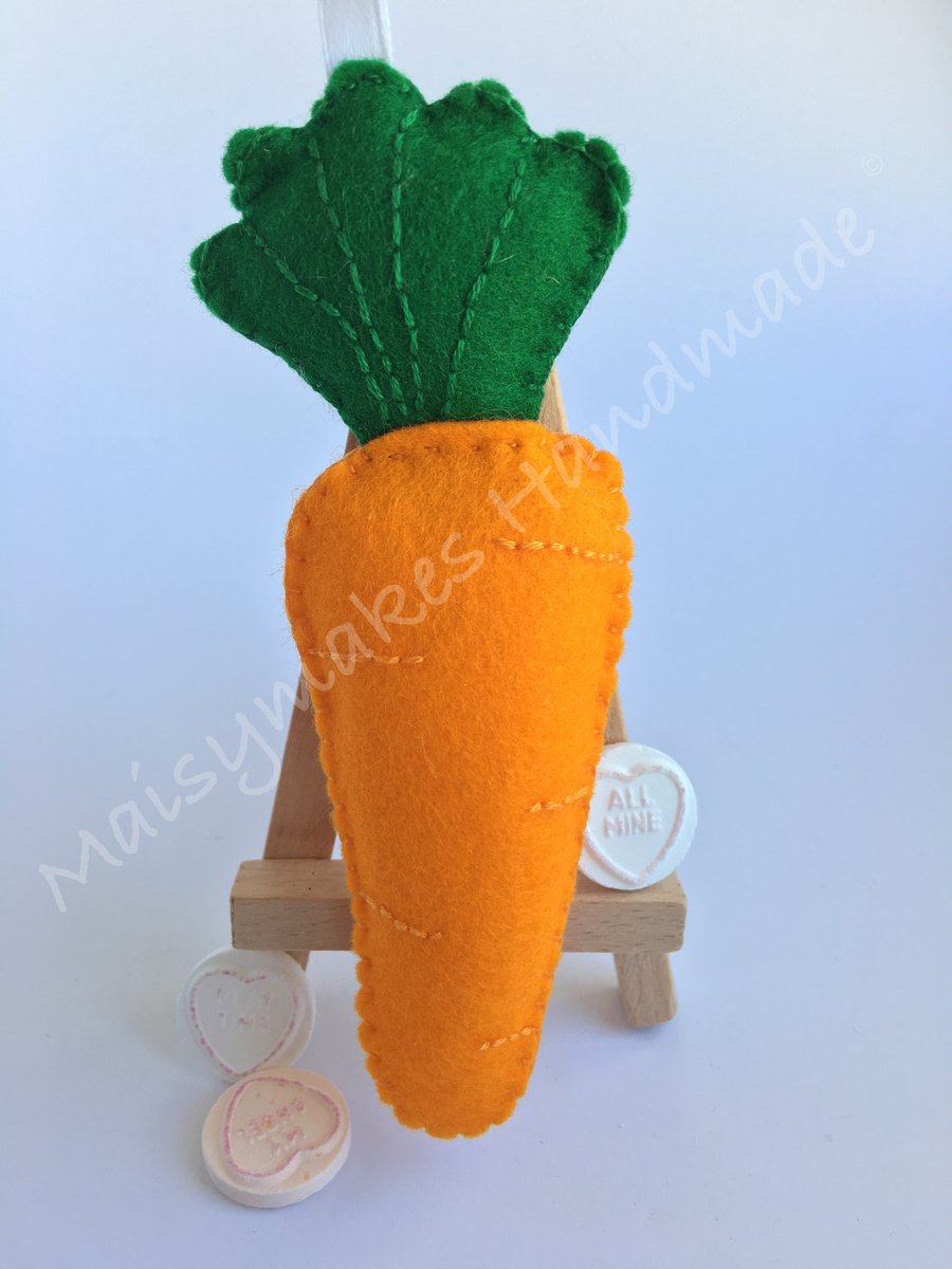 Crunchy Bright Orange 100% Wool Felt Carrot Decoration