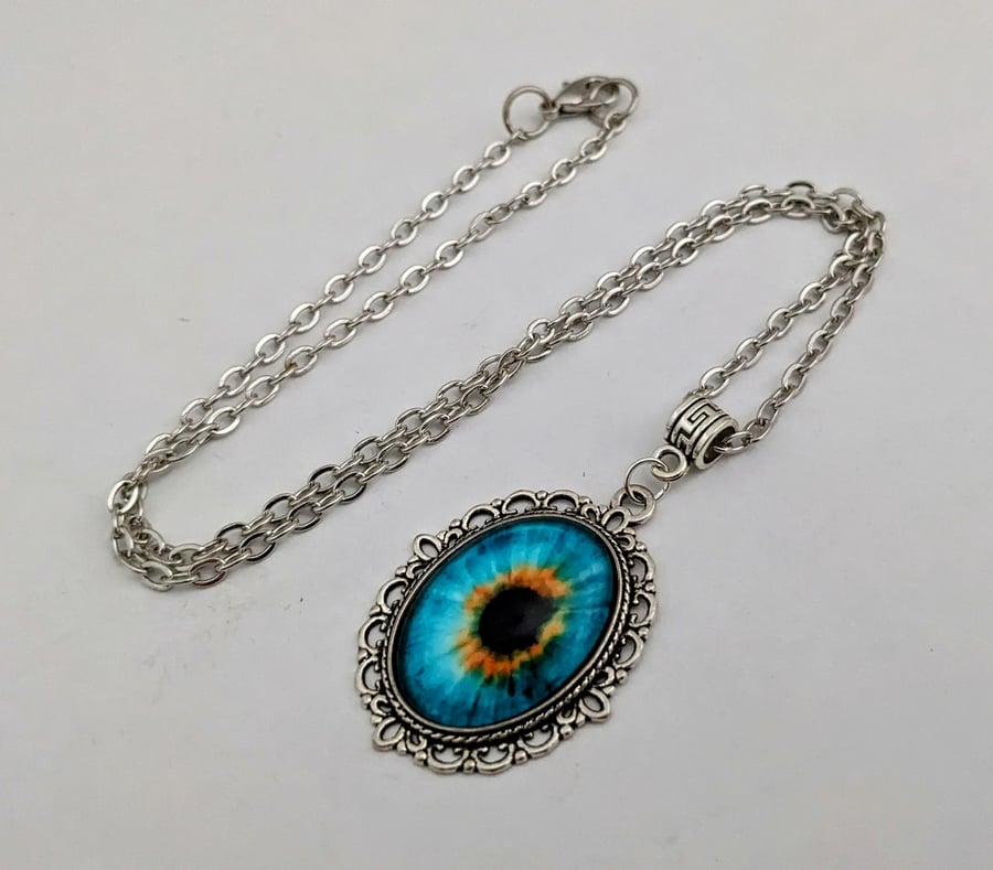 Turquoise dragon eye necklace
