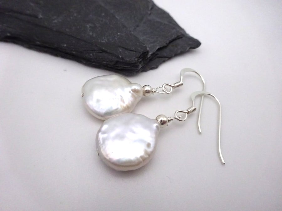 freshwater pearl white earrings