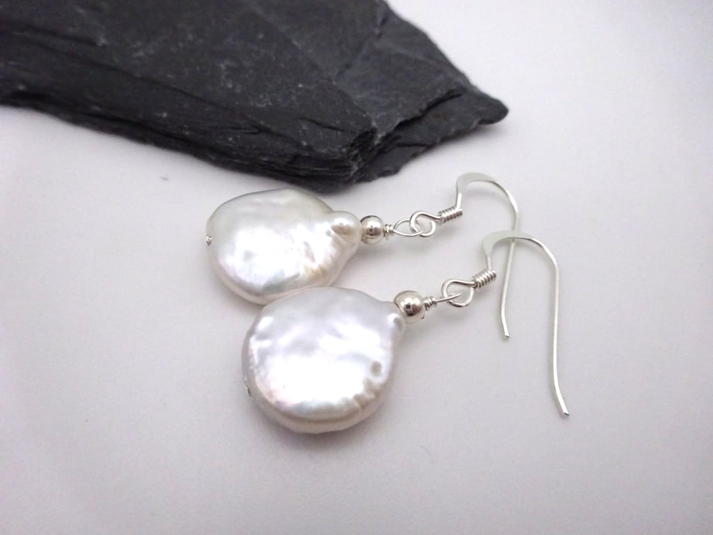 freshwater pearl white earrings