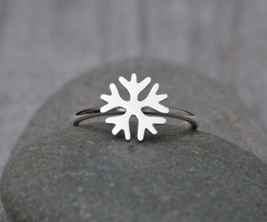 Snowflake Ring In Sterling Silver