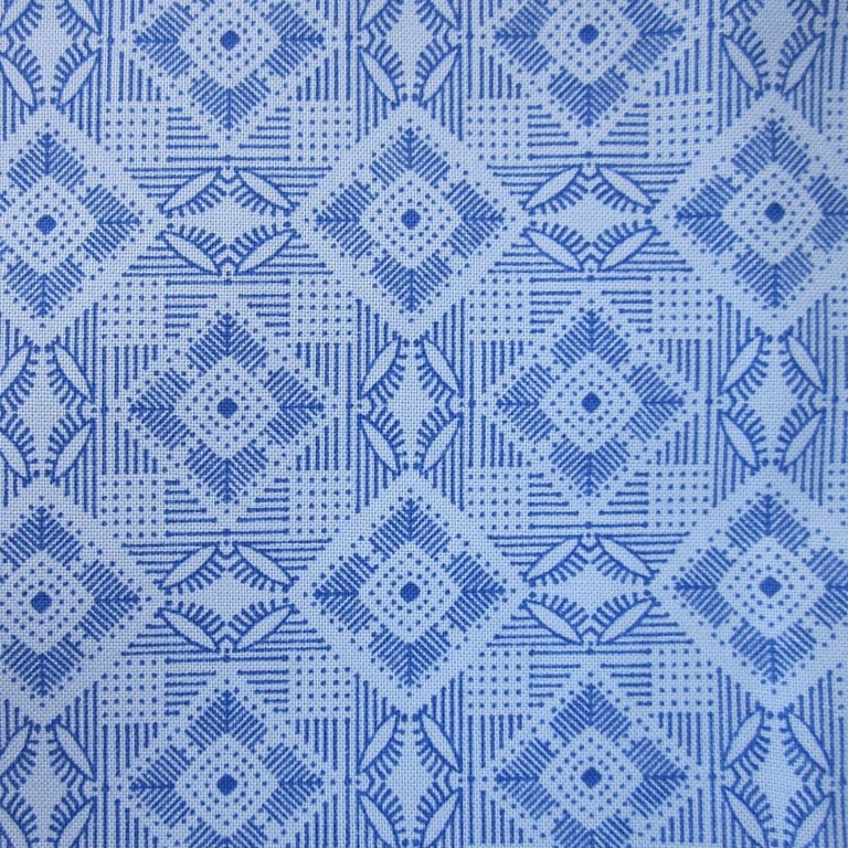Light Blue Geometric Cotton Fat Quarter