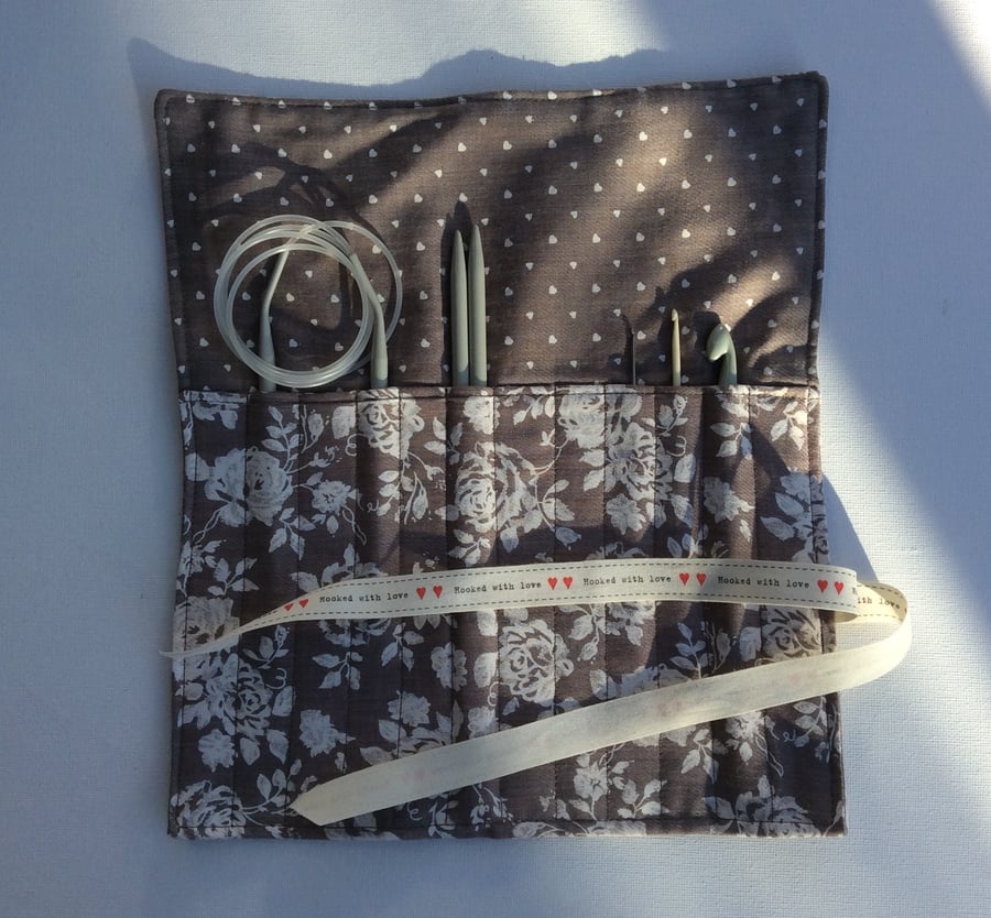 Crochet hook and or knitting needle roll