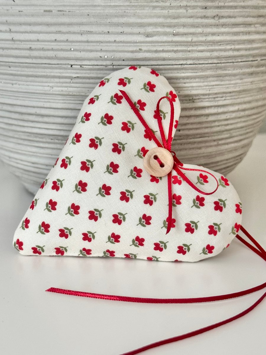 FOLK STYLE RED FLOWERS FABRIC HEART DECORATION