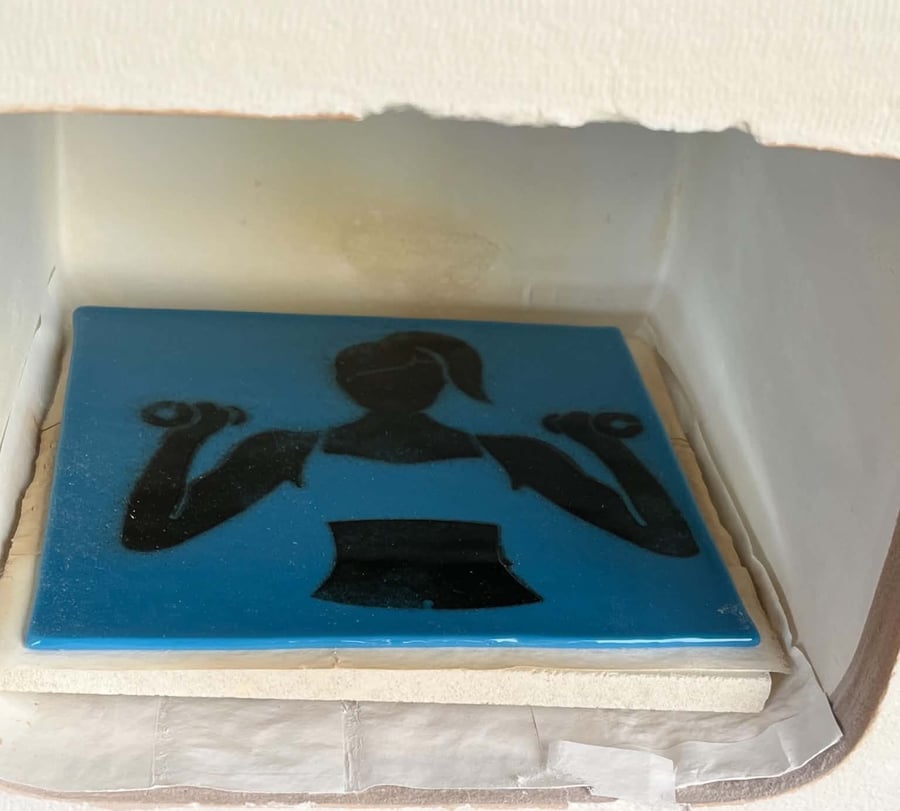  Fused Glass Art: Strength & Grace Silhouette 