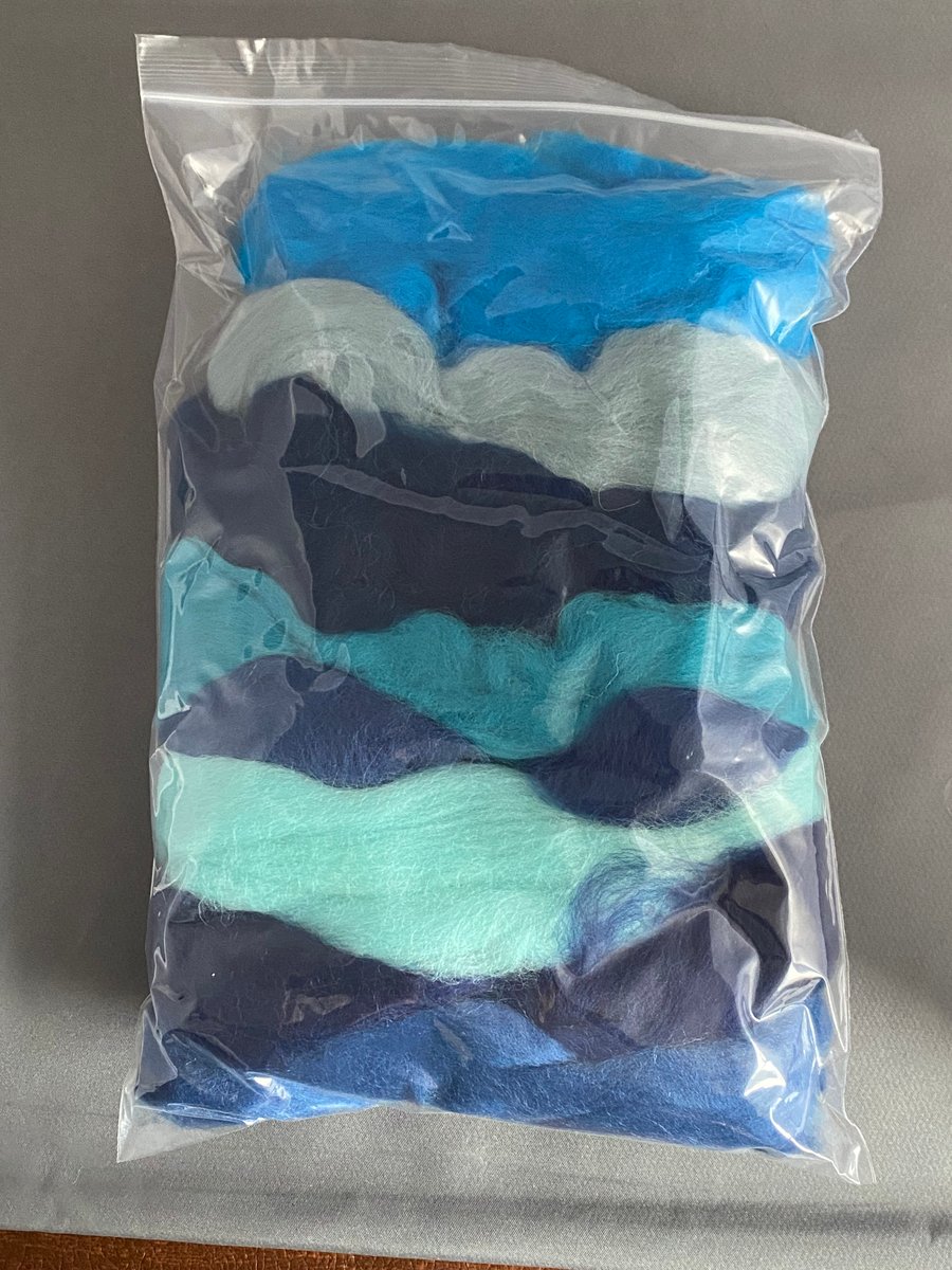  MASTER 100g Wool Fibre Pack - blues