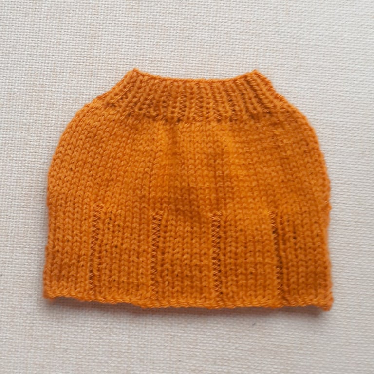 KNITTING PATTERN PDF Gold Style Skirt for Doll