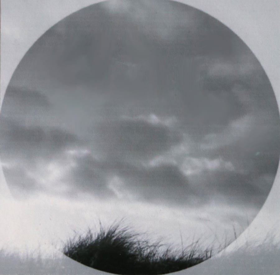 Tuft - Circle in square