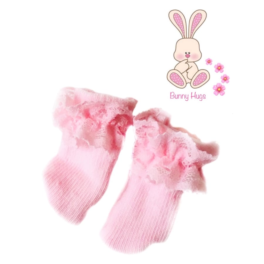 Pink lace topped ankle socks