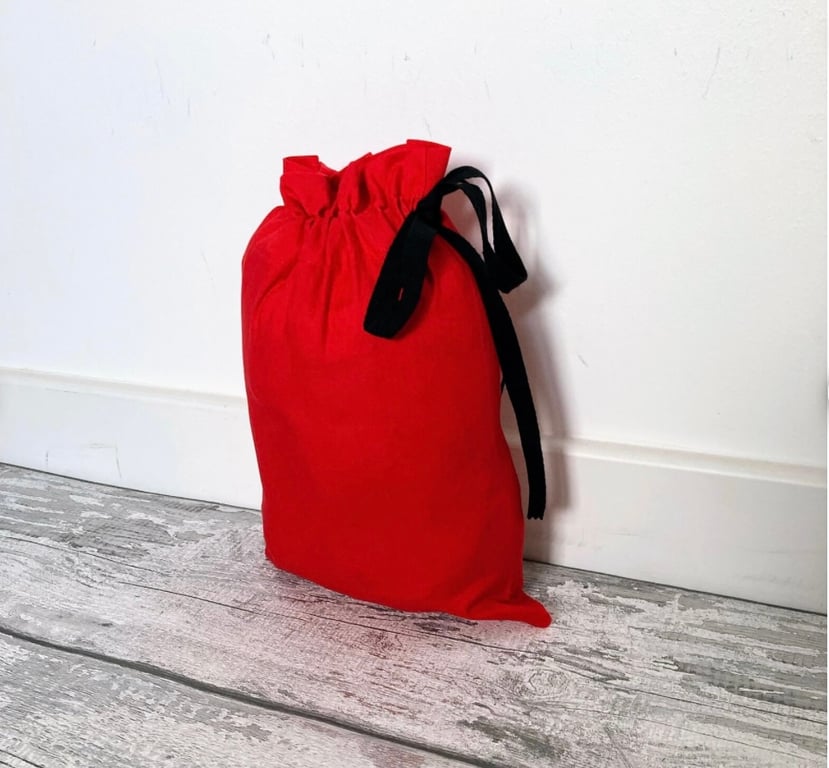 Red Cotton Fabric Drawstring Gift Bag: Reusable Present Wrap. Large