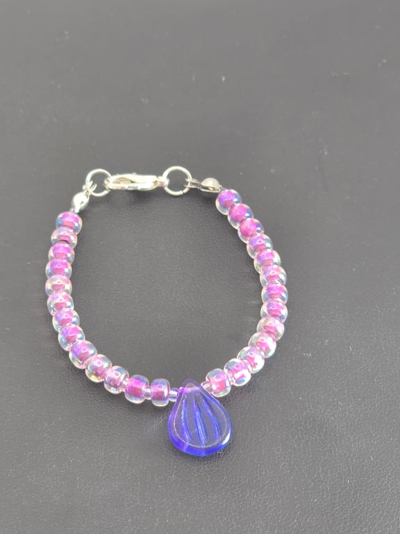 Kids Purple-blue engraved pip bead bracelet 