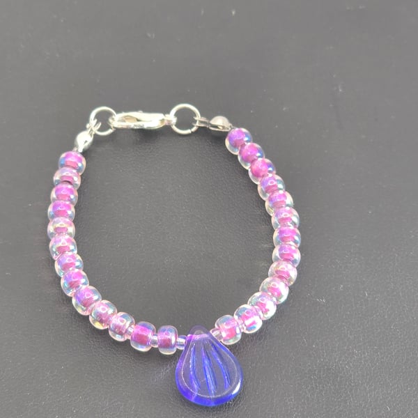 Kids Purple-blue engraved pip bead bracelet 