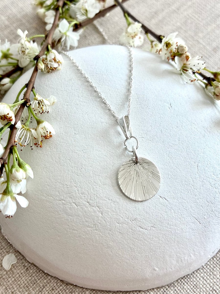 Sterling Silver Etched Round Pendant on 40cm Rope Chain