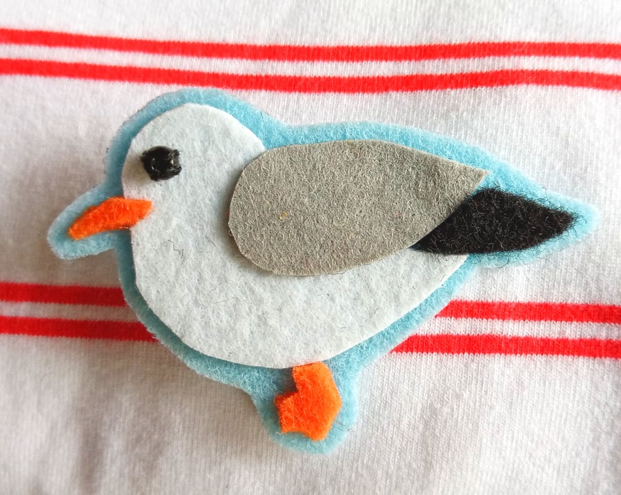 Cornish felt seagull brooch