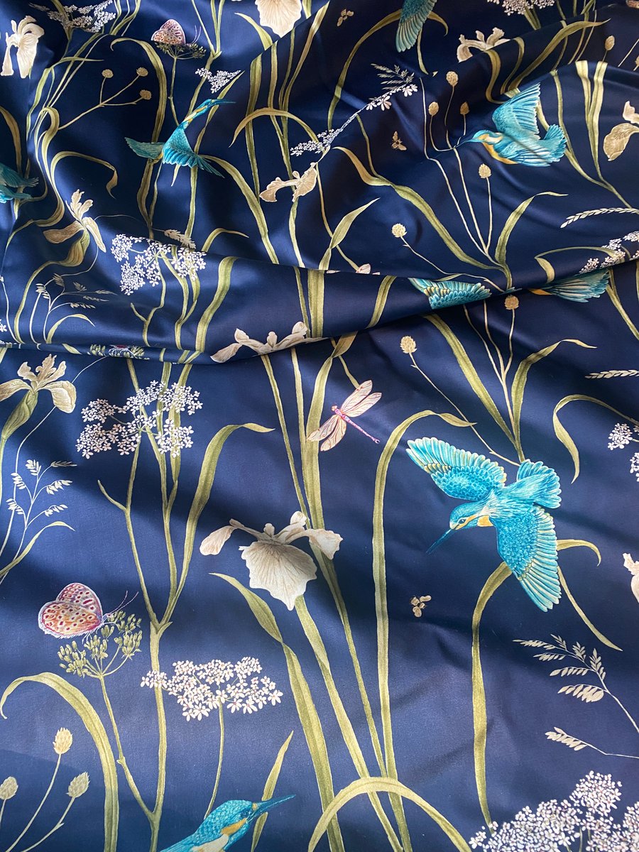 Sanderson - Kingfisher & Iris Navy & Teal, slight seconds half metre (3 m avail)