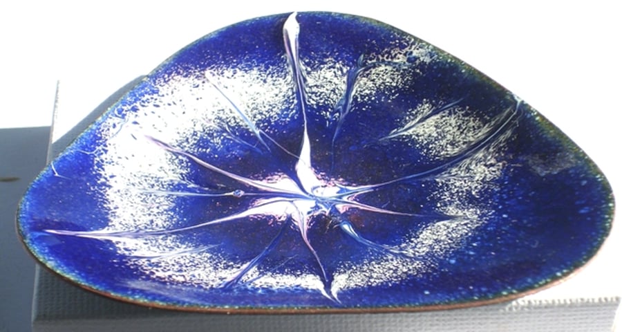 Triangular dish - blue