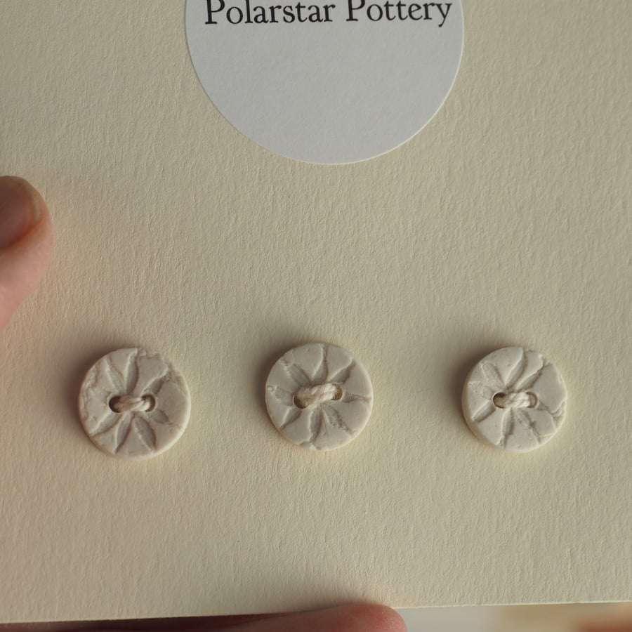 3x Small Porcelain Buttons - White lace flower texture