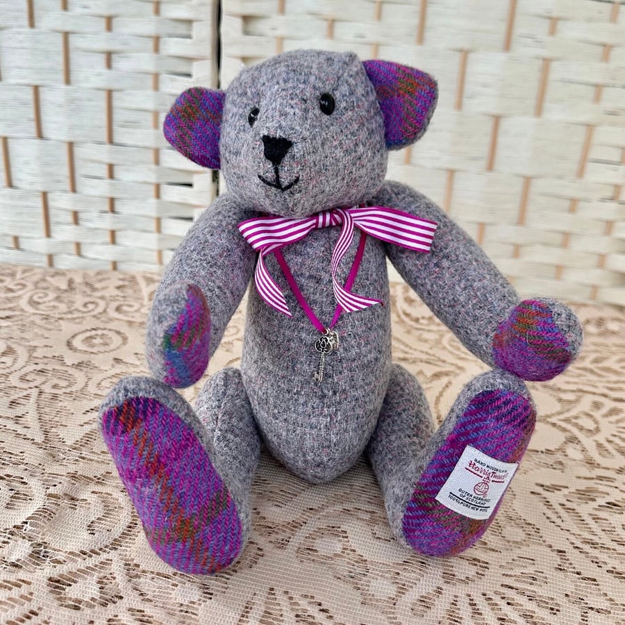 Angus: Harris Tweed Artist Bear 33cm (13")