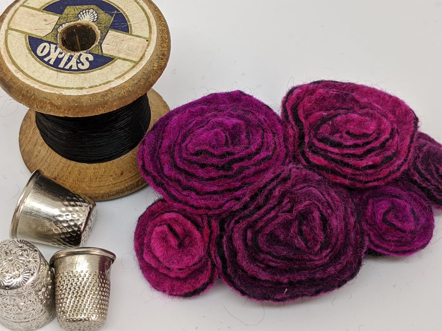 Large vintage inspired felted flowers brooch in shades of pinky purples