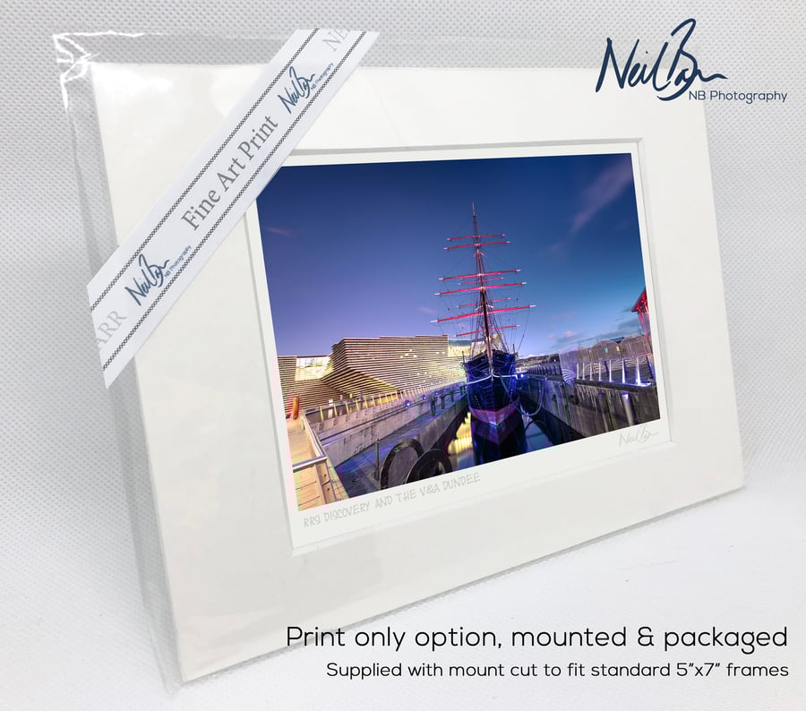 RRS Discovery Dundee Scotland - A6 (7" x 5") Unframed Print