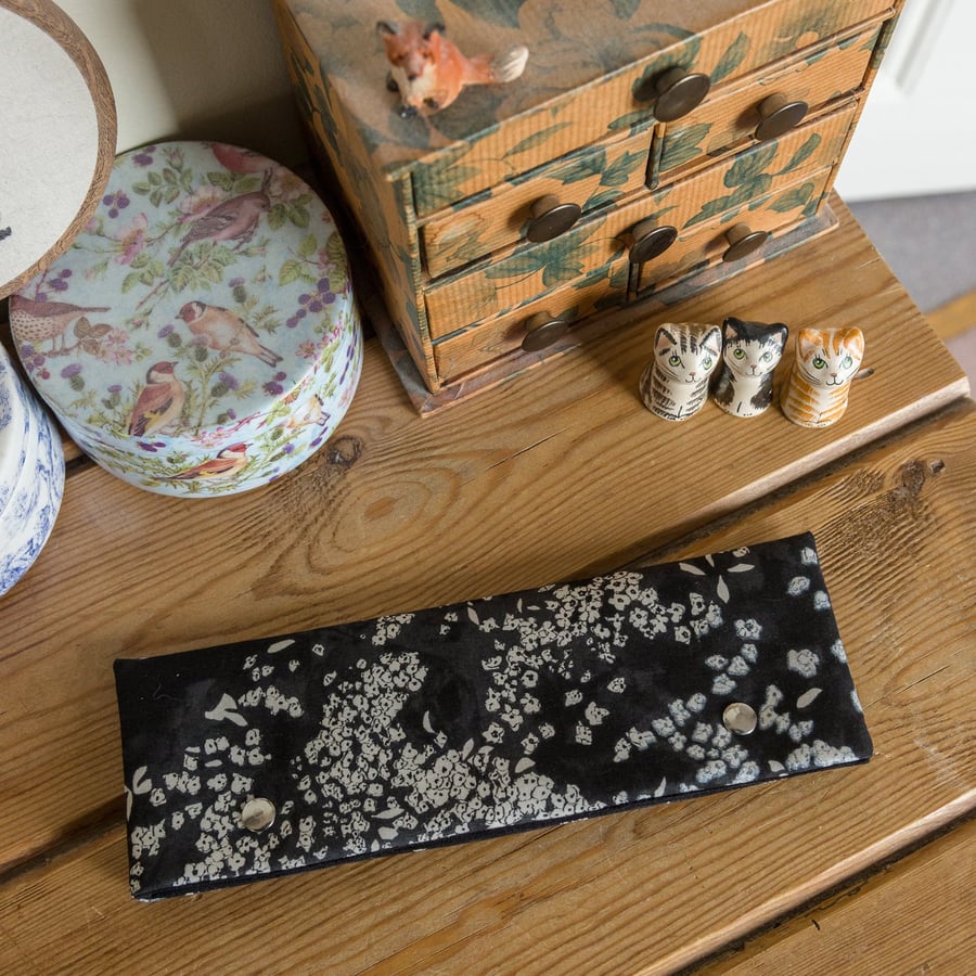DPN holder, cosy or case made with nani iro black, cream and silver fabric