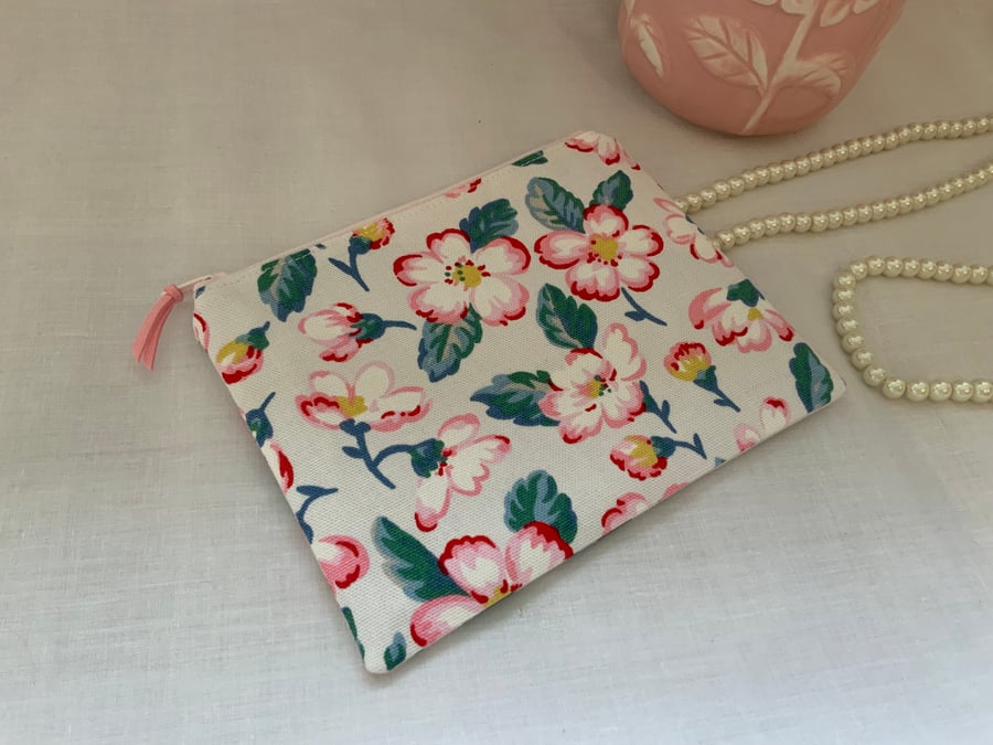 Zipped Purses, Pouch, Small Cosmetic Bag, Accessory Purse, Floral