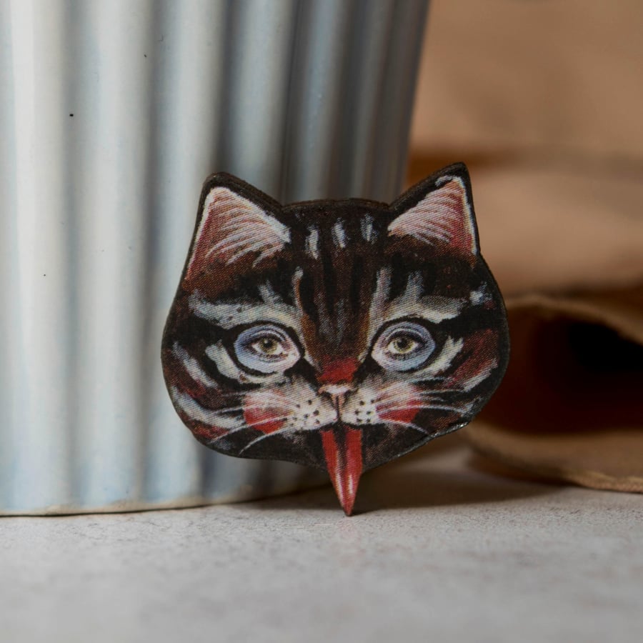 Krampus cat brooch badge. 