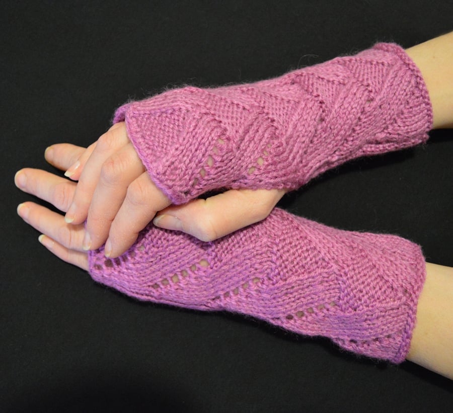 Wool, Acrylic Wrist Warmers Fancy pattern fingerless gloves mittens Pink, Rose
