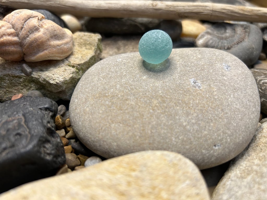 Aqua-Bright Aqua - Seaham Sea glass marble
