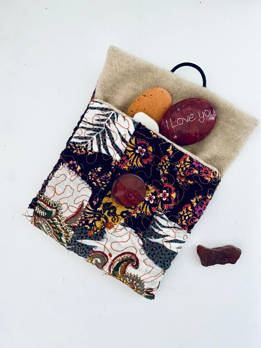 Purse, pouch, handbag accessories 