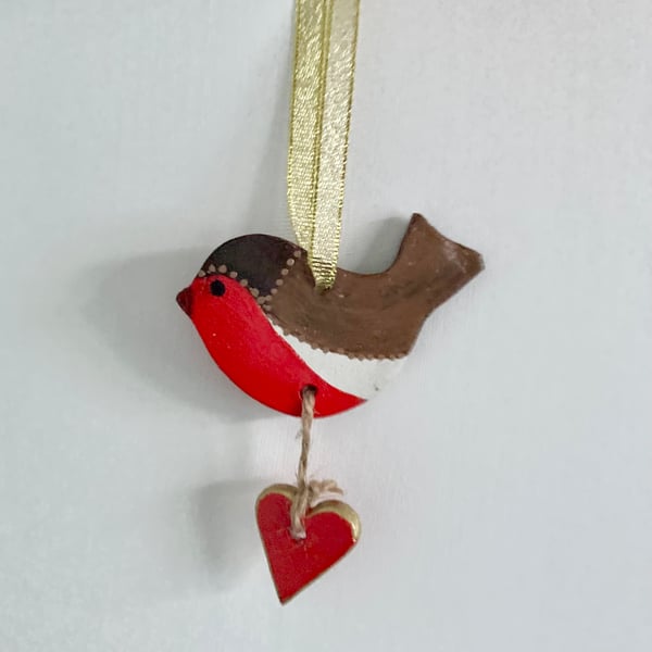 Litte Robin Red Breast Hanging Decoration With Heart Christmas Decoration