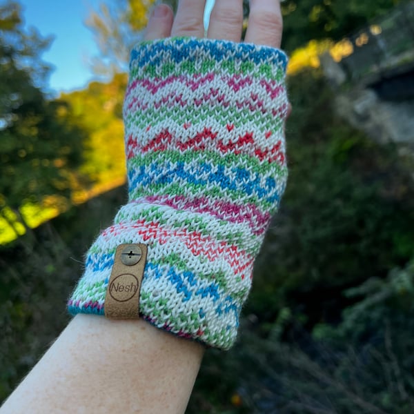 Christmas cream and green knitted fairisle wrist warmers super seconds festival