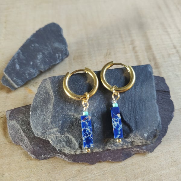 Classic bead earrings with huggie hoops