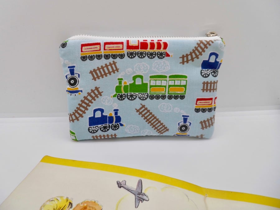 Coin purse in cartoon train print 