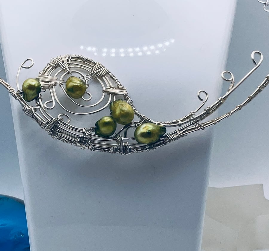 Perfect pearl in moss green paisley style bib necklace