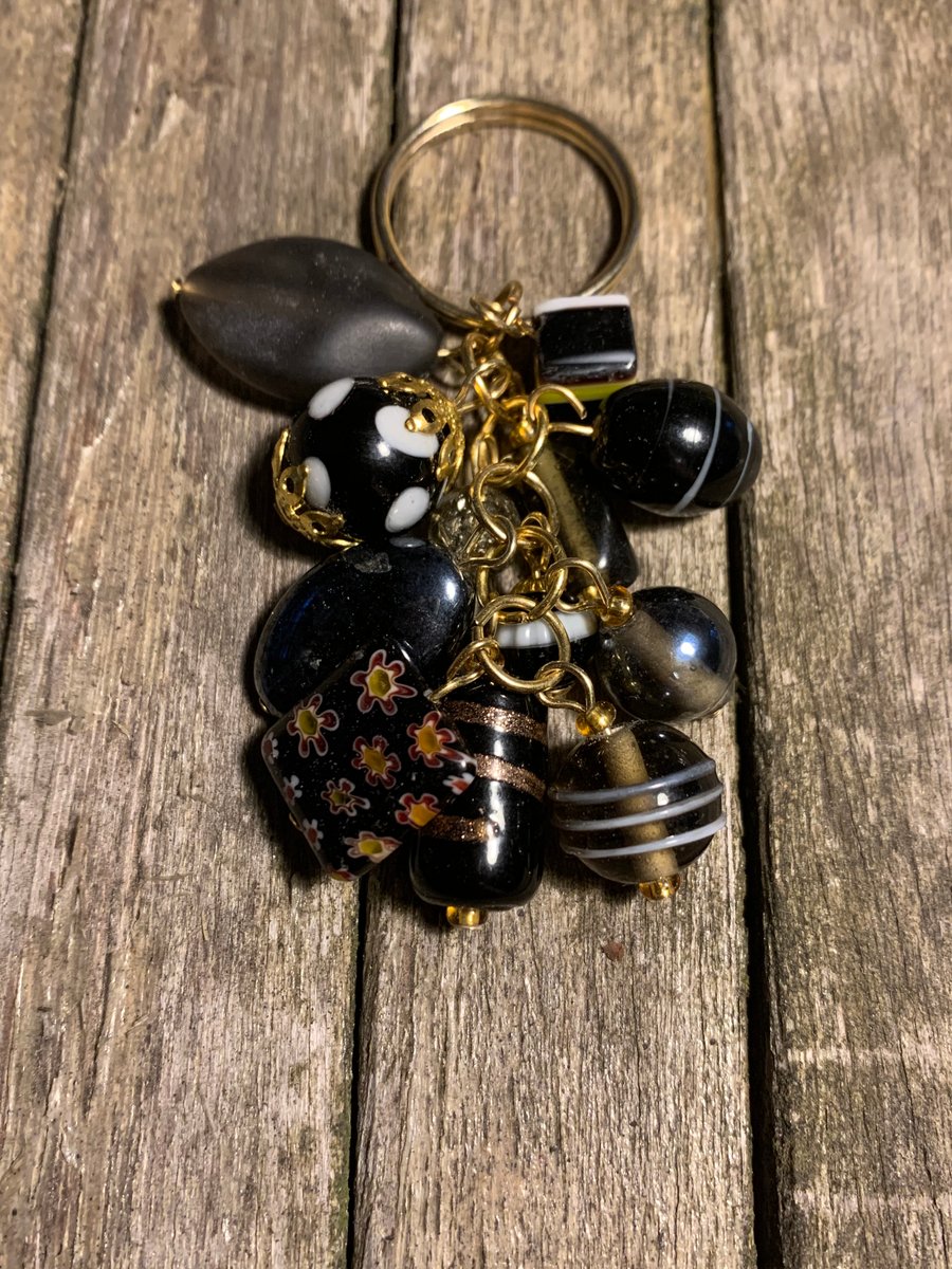 Black glass bead gold plated keyring