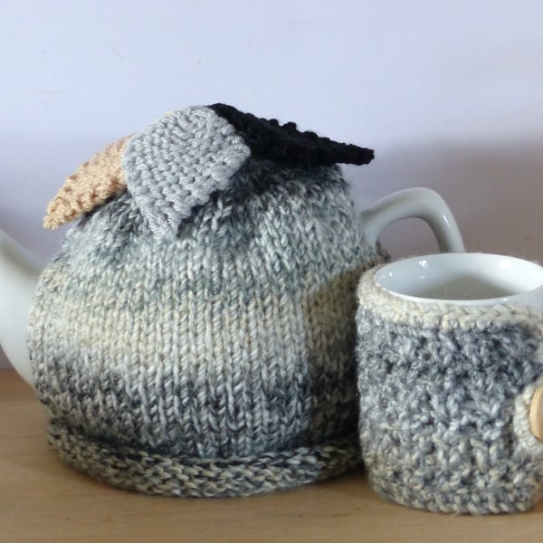 Knitted Tea Cosy & Mug Cosy Set
