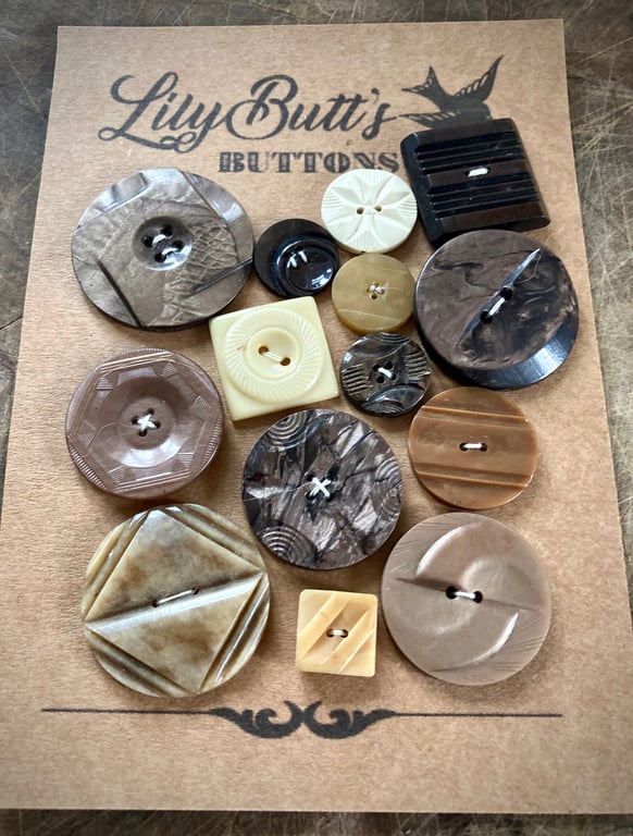 14 Mixed Vintage Deco Buttons - Coffee and Cream