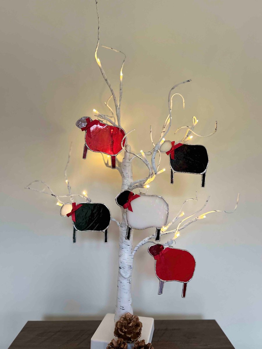 Christmas Sheep decoration in Tiffany style glass - Baa'ly dressed!