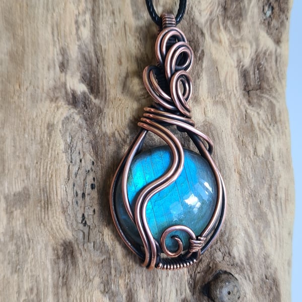 Handmade Natural Blue Labradorite & Copper Pendant Necklace Crystal Jewellery
